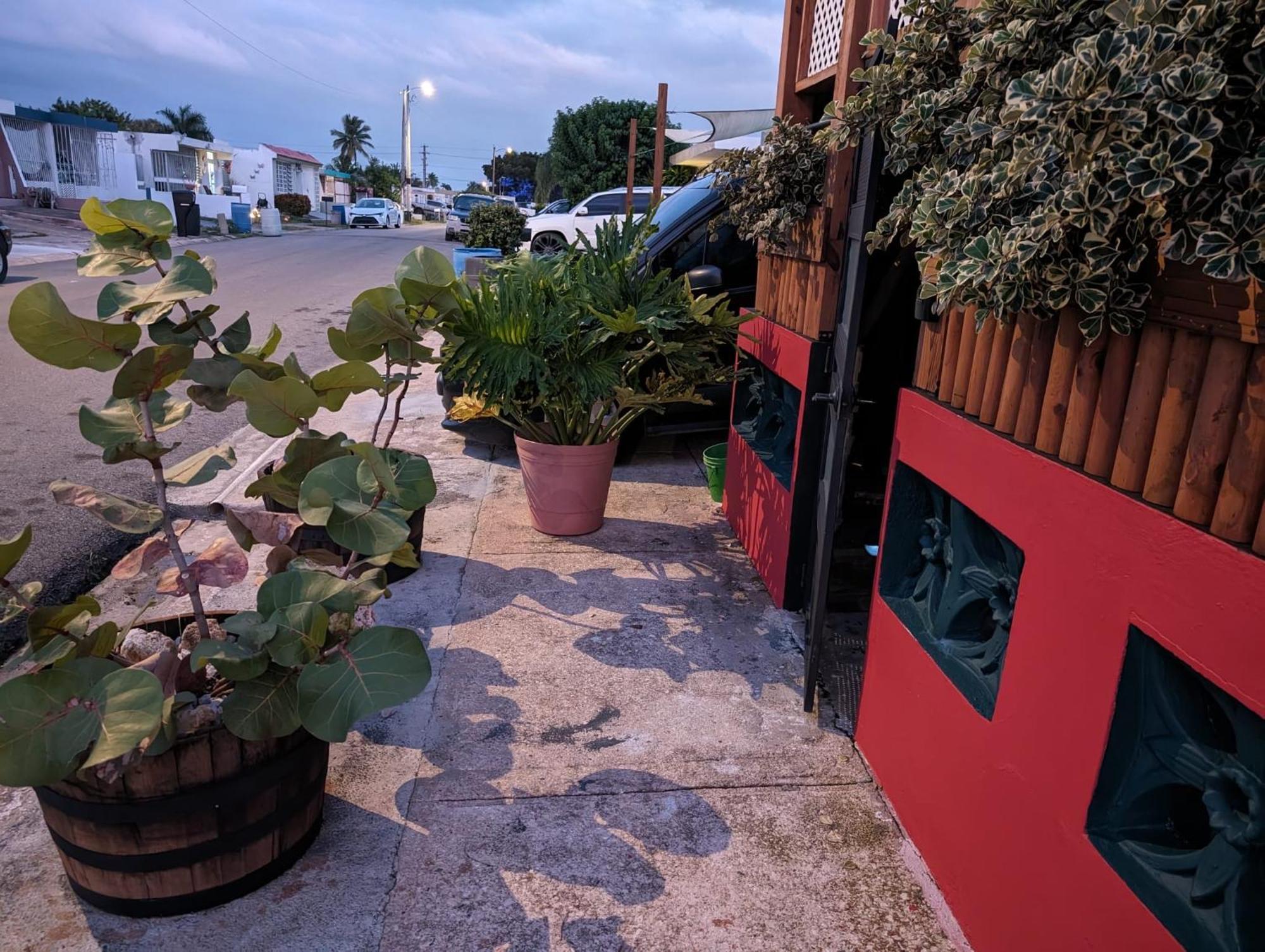 Moon'S Place Toa Baja Экстерьер фото